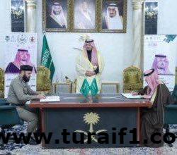 أمير الحدود الشمالية يستقبل رئيس صندوق الأمير سلطان لتنمية المرأة ونائبته