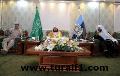 الرئيس العام لشؤون المسجد الحرام والمسجد النبوي يلقي كلمة توجيهية بعنوان (طاعة ولاة الأمر وحماية بلاد التوحيد) لمنسوبي قوة عرعر