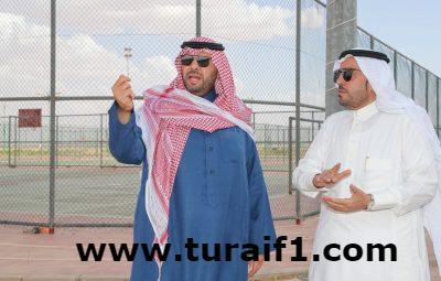 الأمير فيصل بن خالد بن سلطان يتفقد أحياء وشوارع مدينة عرعر