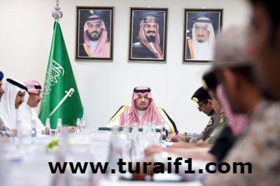 أمير الحدود الشمالية يرأس اجتماع القيادات الأمنية بالمنطقة