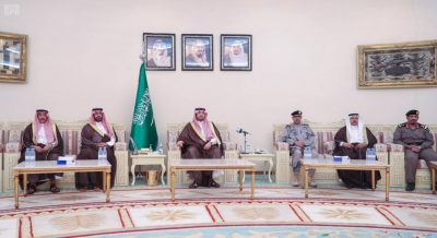 أمير منطقة الحدود الشمالية يستقبل القيادات الأمنية والعسكرية وعددًا من رجال الأعمال