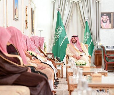 أمير منطقة الحدود الشمالية يستقبل رئيس محكمة الاستئناف بالمنطقة