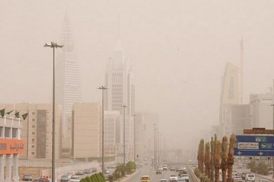 “الأرصاد” تصدر تنبيهات متقدمة بموجة حارة وأتربة مثارة في 3 مناطق .. تعرّف عليها