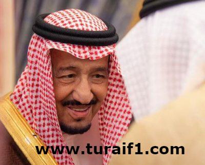 خادم الحرمين يستقبل وزير الإعلام ورؤساء الهيئات الإعلامية والصحف وهيئة الصحفيين والكتاب .. صور