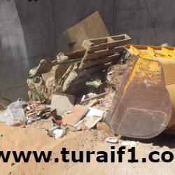 بلدية محافظة طريف تواصل استبدال حاويات النظافة بالمحافظة