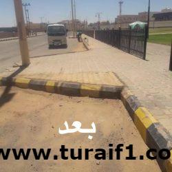 بلدية طريف تواصل صيانة أعمدة الأنارة بشوارع المحافظة