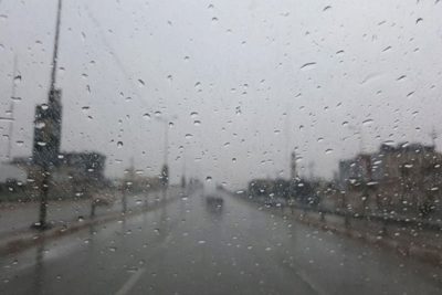 6 تنبيهات من «الأرصاد» تحدد خريطة الأمطار الرعدية والرياح الترابية