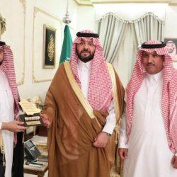 سمو أمير الحدود الشمالية يستقبل أمين المنطقة والوكلاء ورؤساء البلديات