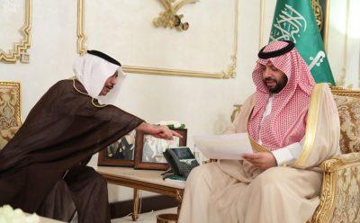 سمو أمير الحدود الشمالية يستقبل مدير شركة الكهرباء بالمنطقة