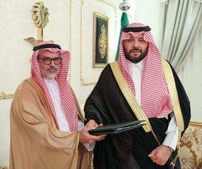 سمو الأمير فيصل بن خالد بن سلطان يستقبل مدير جامعة الحدود الشمالية وعمداء الكليات
