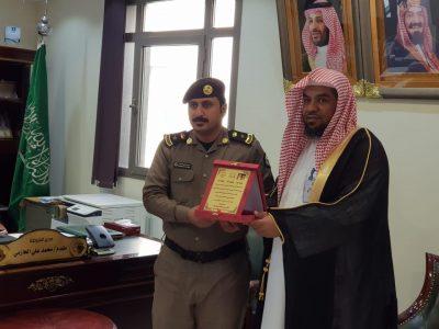مدير عام فرع الرئاسة العامة لهيئة الأمر بالمعروف بالشمالية يزور مدير شرطة محافظة طريف