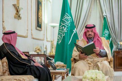 سمو أمير منطقة الحدود الشمالية يتسلم التقرير السنوي لفرع إدارة الاتصالات والأنظمة الأمنية بالمنطقة