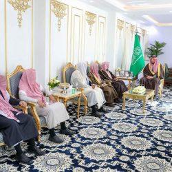 سمو الأمير فيصل بن خالد بن سلطان يستقبل المواطنين بمحافظة رفحاء