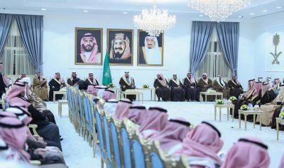 سمو أمير الحدود الشمالية يستقبل المواطنين في جلسته المسائية