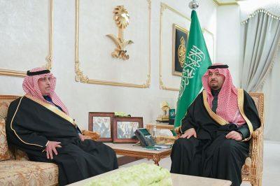سمو أمير الحدود الشمالية يتسلّم التقرير السنوي للإدارة العامة لمكافحة المخدرات بالمنطقة