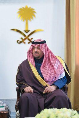 سمو أمير منطقة الحدود الشمالية يستقبل رئيس المحكمة العامة بطريف وعدداً من القضاة
