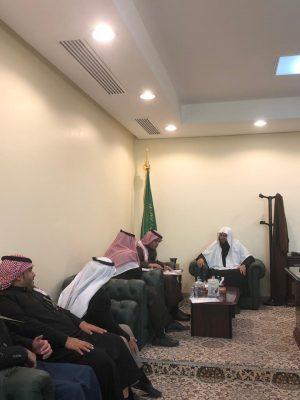 رئيس المحكمة العامة بعرعر يستقبل مساعد مدير فرع وزارة العمل بمنطقة الحدود الشمالية