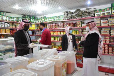 بلدية محافظة طريف تكثف حملاتها الرقابية على المحلات ذات العلاقة بالصحة العامة