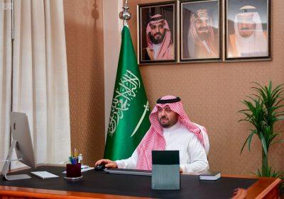 سمو أمير الحدود الشمالية يلتقي أعضاء اللجان المشاركة بمبادرة “عينين براس”