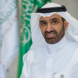 “المرور” يشرح آلية إتمام مبايعة ونقل ملكية المركبات إلكترونيًا دون “شهادة الفحص”