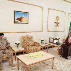 سمو الأمير فيصل بن خالد بن سلطان يدشن حملة التطوع الصحي في الحدود الشمالية