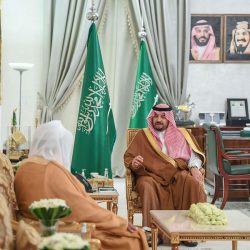 “بلدي طريف” يعقد اجتماعاً بقسم الخدمات بالبلدية