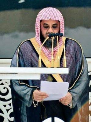 إمام المسجد الحرام: إن الجماعة رحمة والفرقة عذاب وأن الخلطة خير من العزلة والشذوذ عن المجموع نشوز