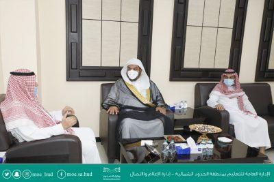 بالصور .. ” العثمان ” يلتقي مدير عام فرع هيئة الأمر بالمعروف في ‎الحدود الشمالية