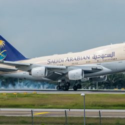 بالفيديو والصور .. الضباب يغطي سماء طريف