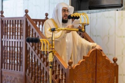 خطيب الحرم المكي: القرآنُ العظيمُ مملوءٌ من ذكر التوحيد والدعوة إليه
