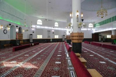 فتح 44 مسجدًا وإغلاق 5 آخرين بالرياض والشمالية بعد ثبوت 5 حالات كورونا بين المصلين