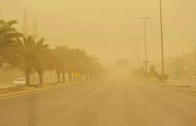 “الأرصاد”: عوالق ترابية وأتربة مثارة تؤدي إلى تدني مدى الرؤية على 7 مناطق