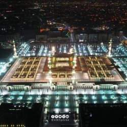 في أجواء إيمانية واحترازية.. أداء صلاة التراويح بالمسجد الحرام في أولى ليالي رمضان
