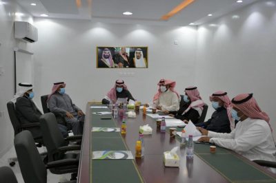 بلدي طريف في جلسته 74 يوصي بعمل مسطحات خضراء وسفلتة حي الورود ودوارات في التقاطعات الكبيرة