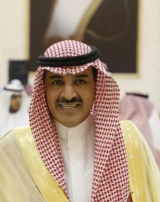 محافظ طريف يهنئ القيادة بشهر رمضان