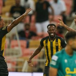“الرويلي” يلتقى قائد الجيش الباكستاني ويناقش تعزيز التعاون العسكري