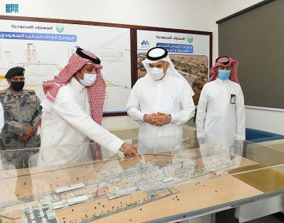 وزير البيئة والمياه والزراعة يتفقد مشروع الزاهدية الزراعي والمحجر الحيواني والنباتي بالحدود الشمالية
