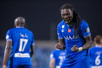 وسط أهازيج “القوة الزرقاء”.. الهلال يضرب الاتفاق بثلاثية “قوميز” و”ماريغا”