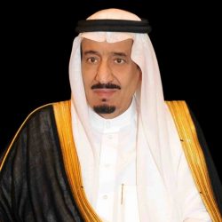 يزيد الراجحي يهدي السعودية كأس العالم للراليات الكروس كانتري الباها