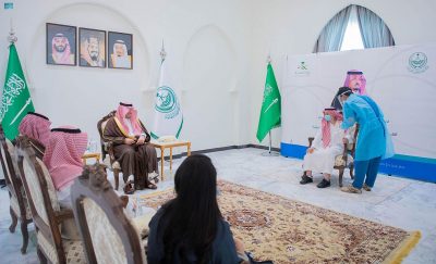 سمو أمير الحدود الشمالية يدشن حملة تطعيم الإنفلونزا الموسمية بالمنطقة