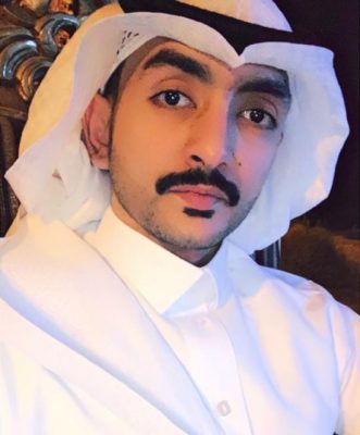 عبدالعزيز يضئ منزل الأستاذ محمد راضي