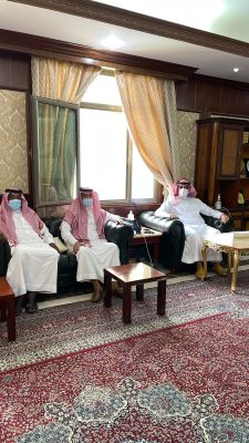 سعادة محافظ طريف يستقبل مدير مركز الغطاء النباتي والتصحر بمنطقة الحدود الشمالية