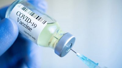 أميركا: السماح بجرعة ثالثة لجميع البالغين الحاصلين على جرعتَي لقاح “كورونا”