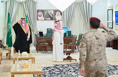 سمو أمير الحدود الشمالية يستقبل قائد قوة طريف