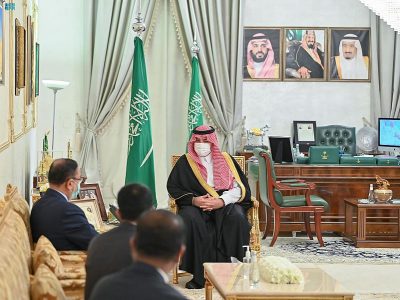سمو أمير الحدود الشمالية يستقبل سفير بنغلاديش .