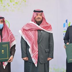 سمو الأمير فيصل بن خالد بن سلطان يتفقد شركة إسمنت المنطقة الشمالية