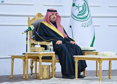 سمو أمير الحدود الشمالية يستقبل المواطنين في جلسته المسائية