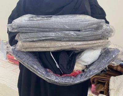بالصور .. أيتام طريف توزع الكسوة بدعم من عبد العزيز أبو تركي