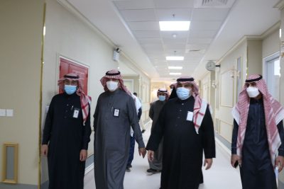 بالصور .. مدير عام صحة الشمالية يتفقد قطاع طريف الصحي 