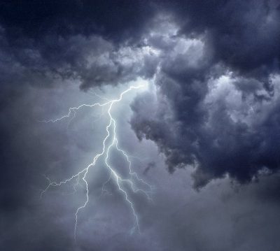 “الأرصاد” عن الحالة الماطرة: متوسطة إلى غزيرة والزخات حاضرة